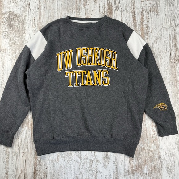 UW Oshkosh Titans To of the World Embroidered Crewneck Sweatshirt, Sz L College - Picture 1 of 8